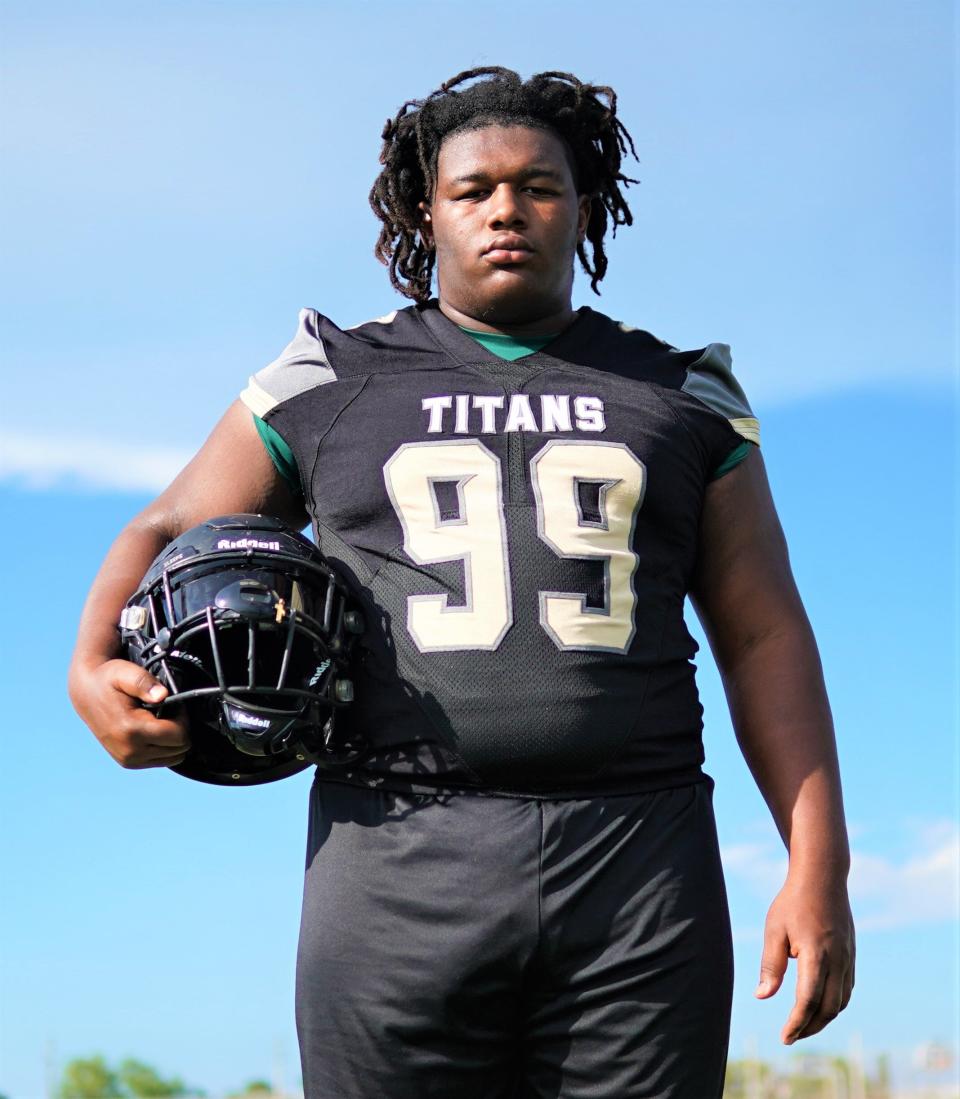 Treasure Coast DL Jahari Grant is one of TCPalm's Super 11 top high school football senior recruits.