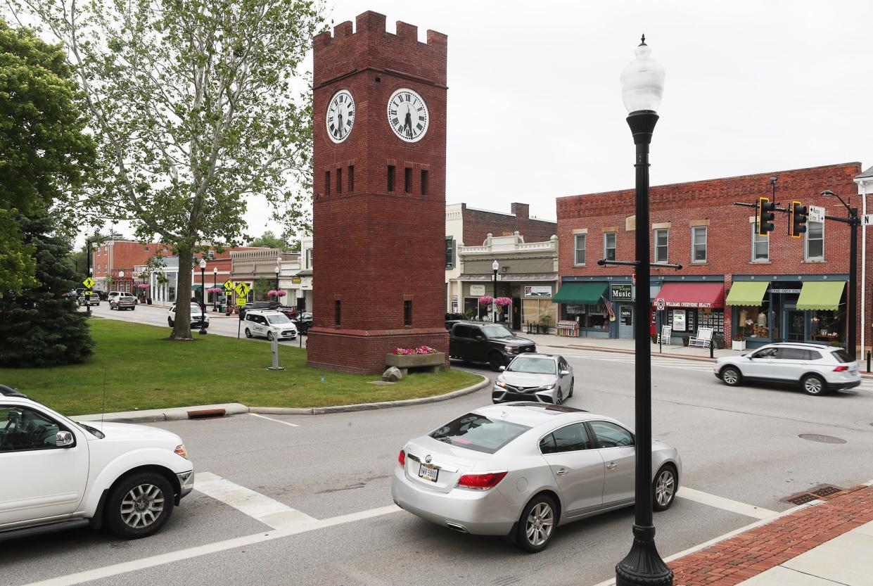 Many Hudson residents would like to see streetscape enhancements and a mix of commercial and residential space downtown, according to results of a survey compiled by the city's Comprehensive Plan Steering Committee,