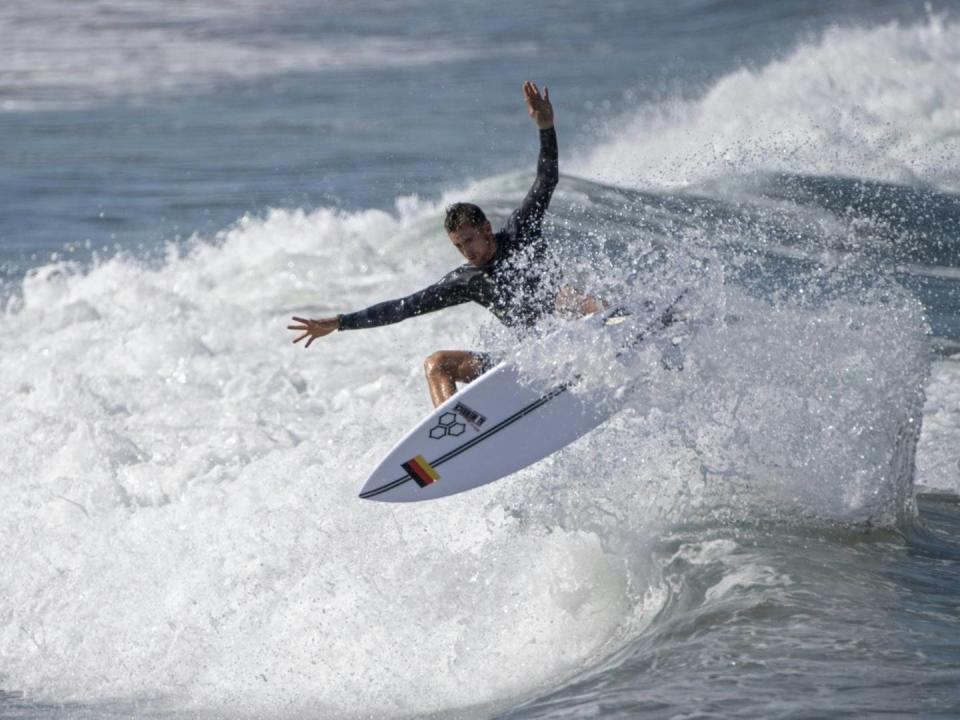 Surfer Glatzer muss nachsitzen