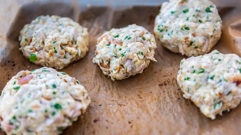 Uncooked crab cakes