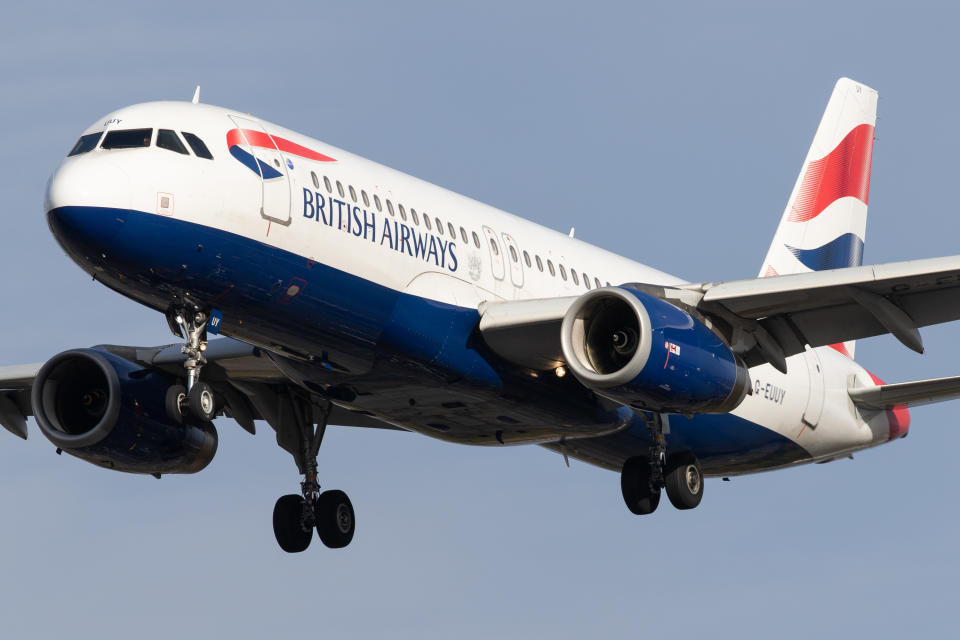 A British Airways Airbus A320 lands at London Heathrow Airport on 28th October 2020  (Photo by Robert Smith/MI News/NurPhoto via Getty Images)