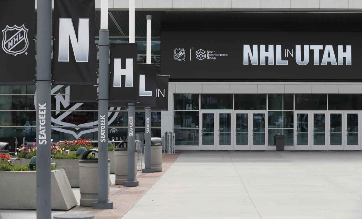 Utah's NHL team, formerly the Arizona Coyotes, has given fans 20 options to vote on for the franchise's nickname. (Photo by Chris Gardner/Getty Images)