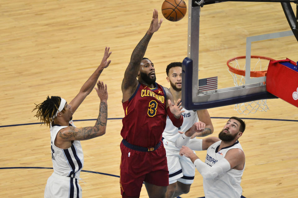 Andre Drummond（出手者）。（AP Photo/Brandon Dill）