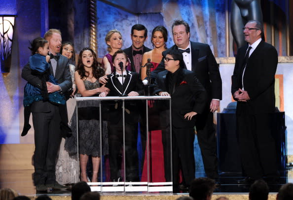 SAG Awards: Cast Wins for Outstanding Performance by an Ensemble in a Comedy Series