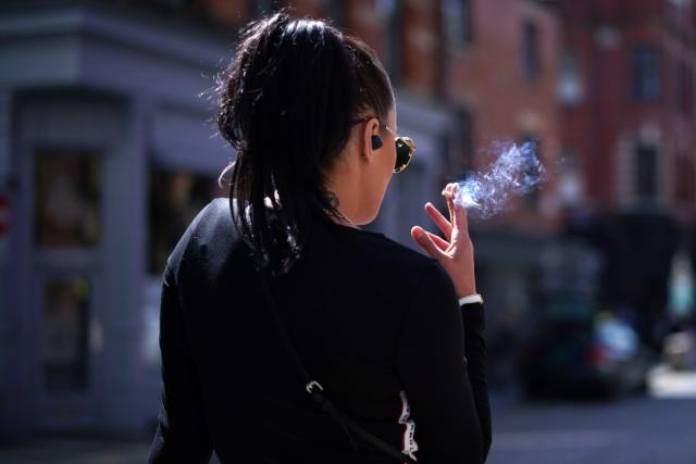 New laws on smoking and cigarettes that are coming into force within weeks  - Manchester Evening News