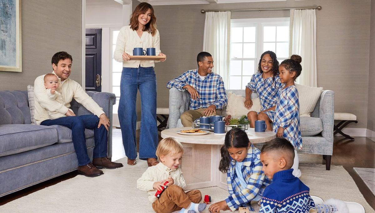 Gymboree: The Season Of Moore with Mandy Moore • Ads of the World