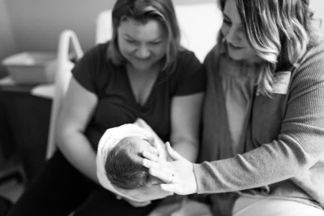 <p>Lauren Jolly Photography</p> Doula with mom and baby