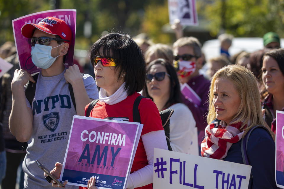 Supporters of Barrett stage a counter-protest on Saturday in Washington, D.C. (Photo: Tasos Katopodis via Getty Images)