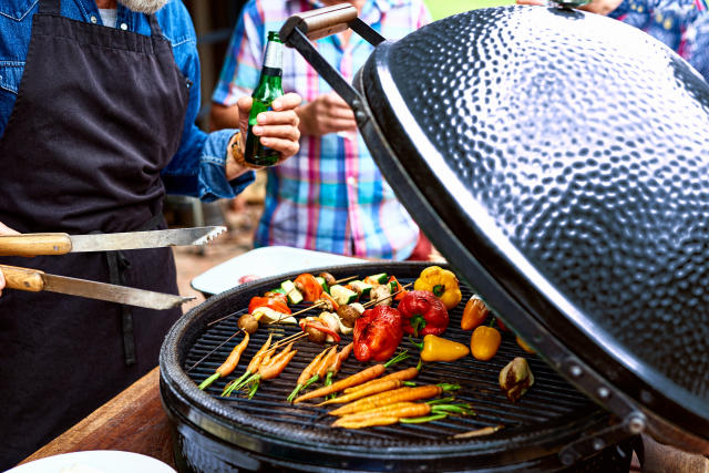 The easy-to-use George Foreman Indoor Outdoor BBQ Grill is back in