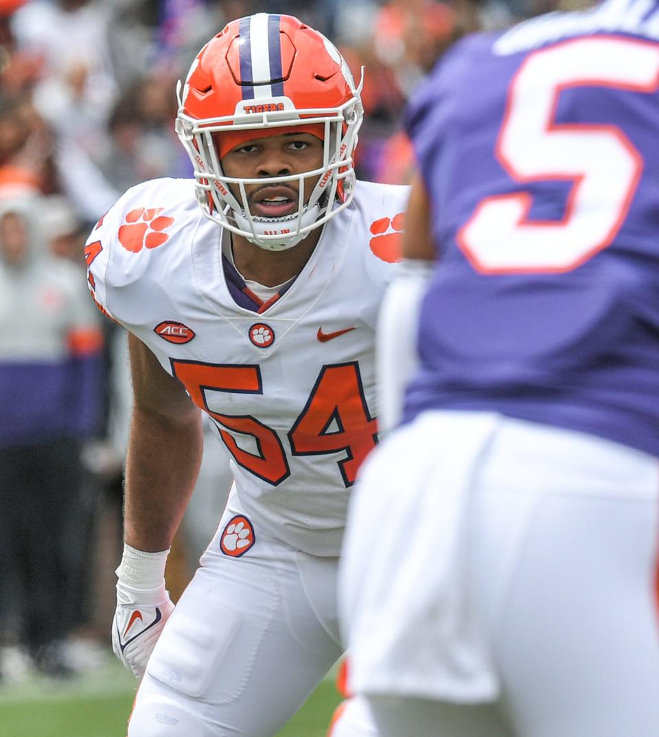 White squad linebacker Jeremiah Trotter Jr. (54) plays defense during the first quarter of the 2022 Orange vs White Spring Game at Memorial Stadium in Clemson, South Carolina Apr 9, 2022; Clemson, South Carolina, USA;  at Memorial Stadium. 