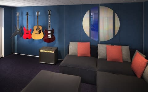 The Massive Suite, one of 5 Mega Rockstar suites