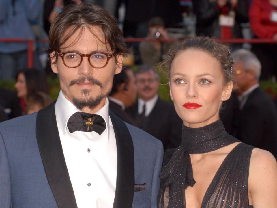 Johnny Depp, nominee Best Actor in a Leading Role for ?Finding Neverland,? and Vanessa Paradis