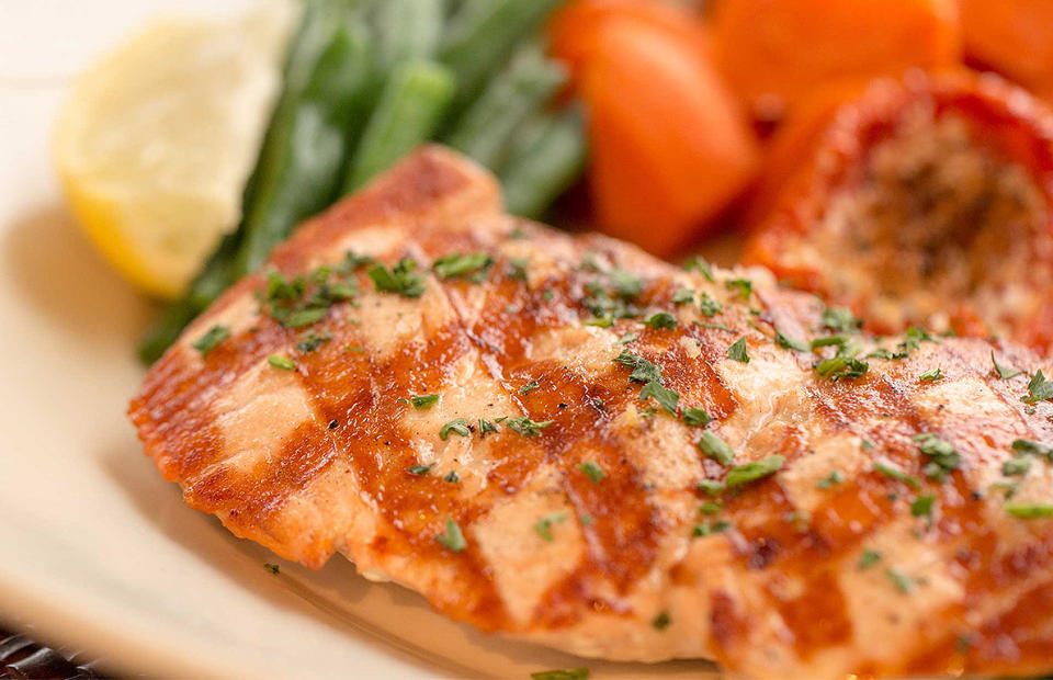 Skinnylicious Grilled Salmon