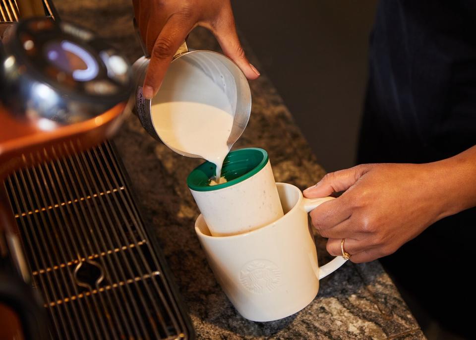 Starbucks' reusable cup