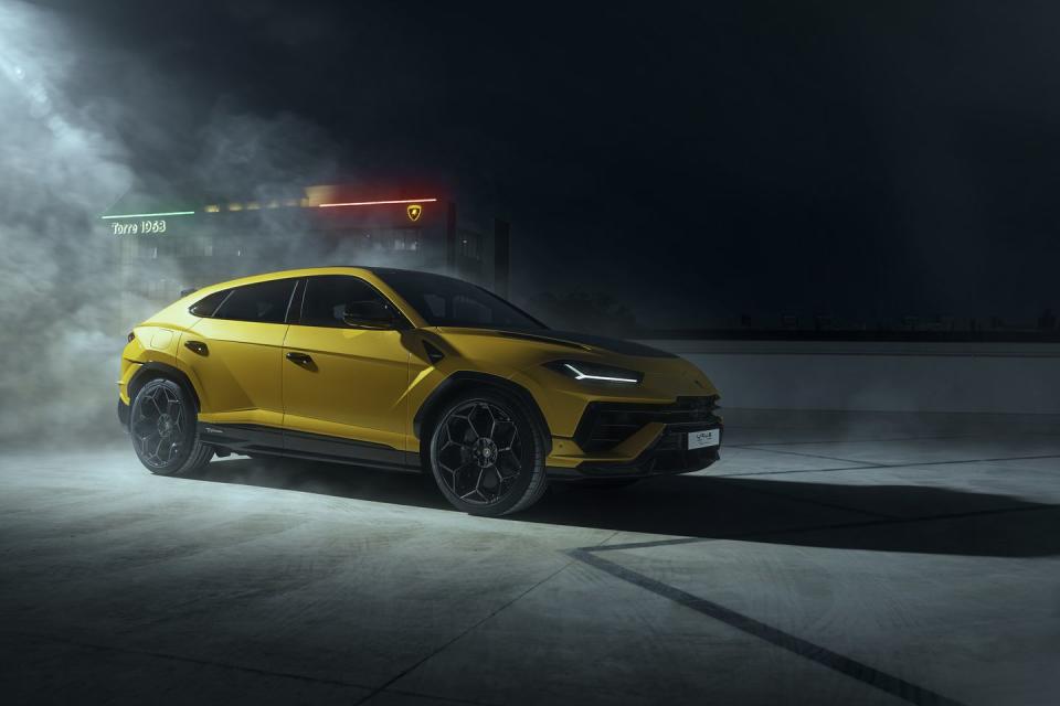 Lamborghini Urus Performante - Full Image Gallery