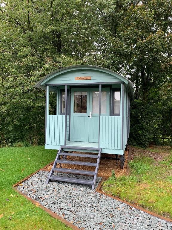 9) Glamping at Holly Grove Farm, Stoke-on-Trent