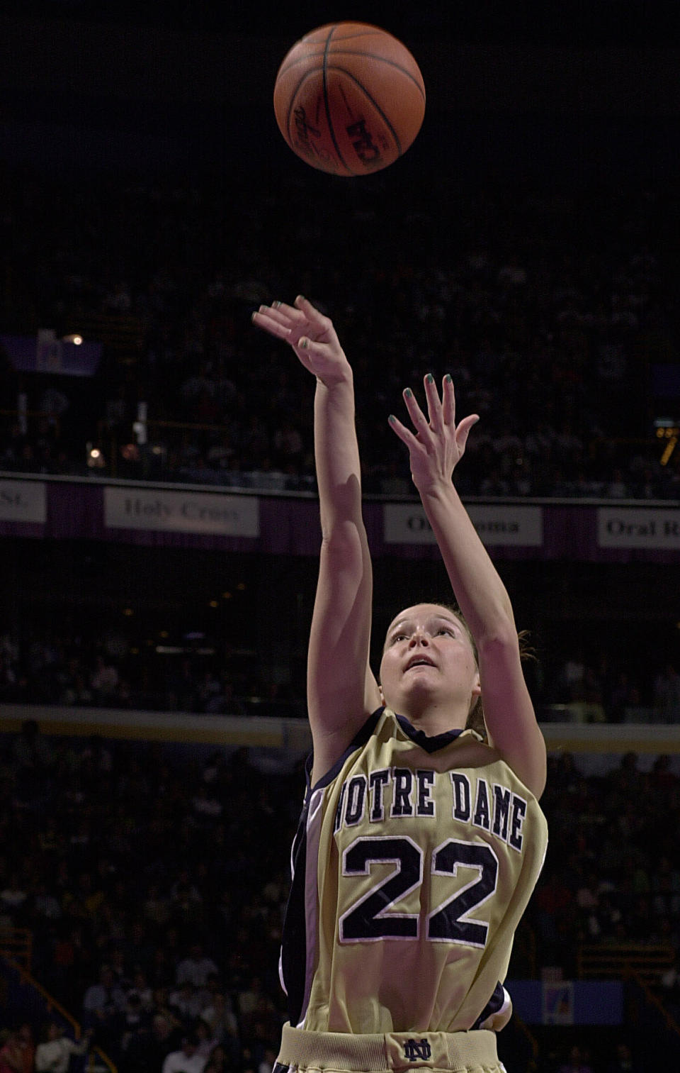 30 Mar 2001: Alicia Ratay #22 of Notre Dame takes a shot against Connecticut during the semifinals of the NCAA Womens Final Four at the Savvis Center in St. Louis, Missouri. Notre Dame beat Connecticut 90-75. Elsa/ALLSPORT