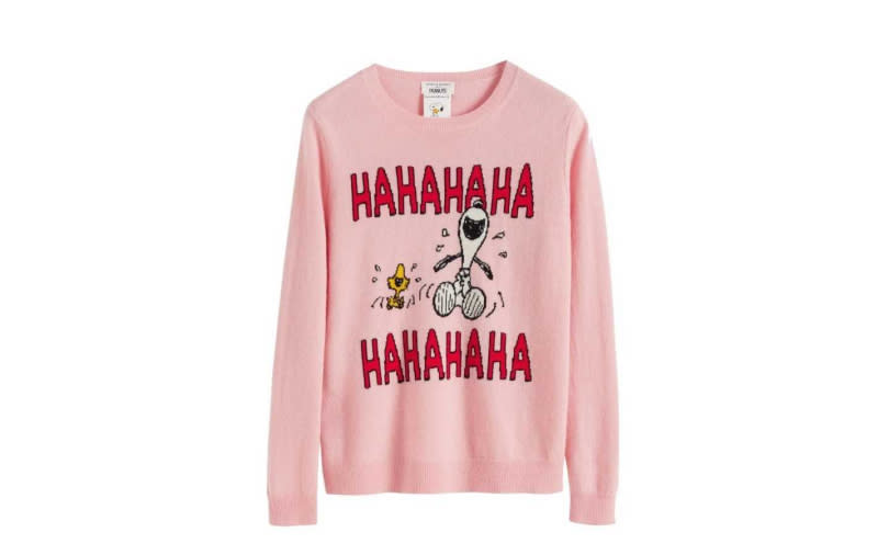Chinti&Parker Pink Laughing Snoopy Sweater毛衣 By MINOSHIN／18,600元（圖／品牌提供）