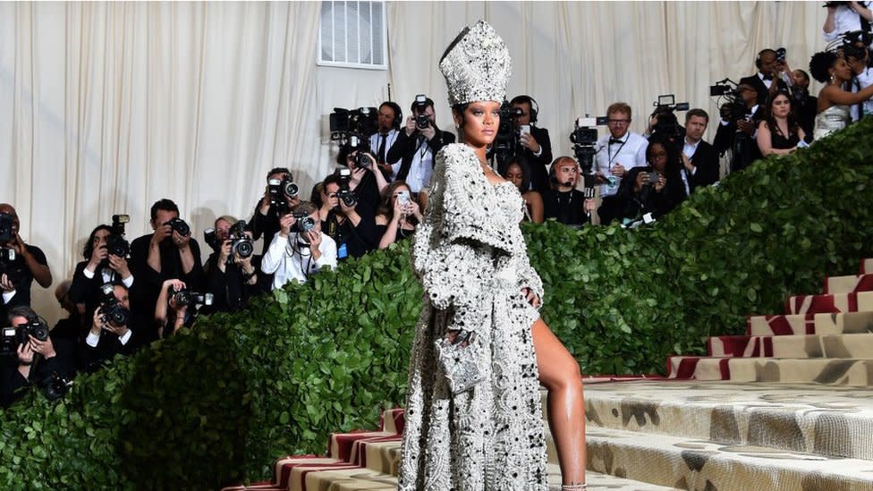 Rihanna arrives for the 2018 Met Gala