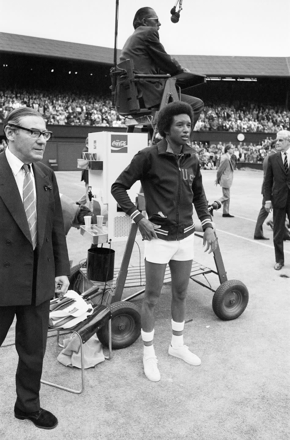 These Photos From Wimbledon in the 1970s Reveal a Wild Side of the Sport