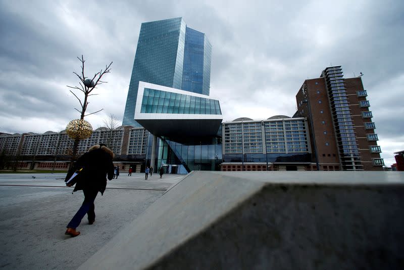 FILE PHOTO: FILE PHOTO: FILE PHOTO: European Central Bank (ECB) headquarters building is seen in Frankfurt