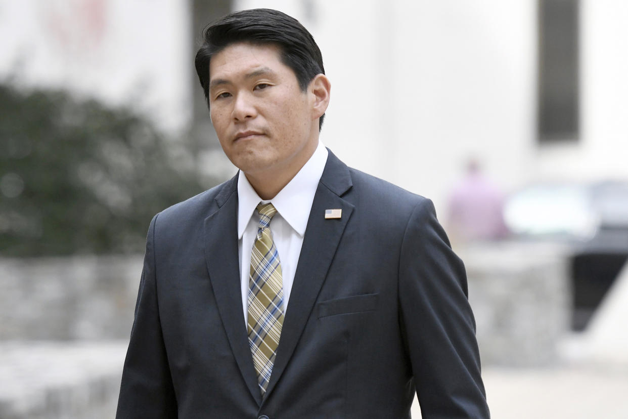 U.S. Attorney Robert Hur arrives at U.S. District Court in Baltimore Thursday, Nov. 21, 2019. On Nov. 20 he announced an 11-count federal indictment against former Baltimore mayor Catherine Pugh, accusing her of arranging fraudulent sales of her 