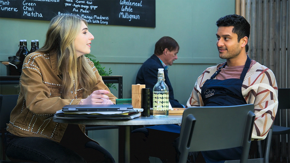 mackenzie hargreaves and haz devkar in neighbours