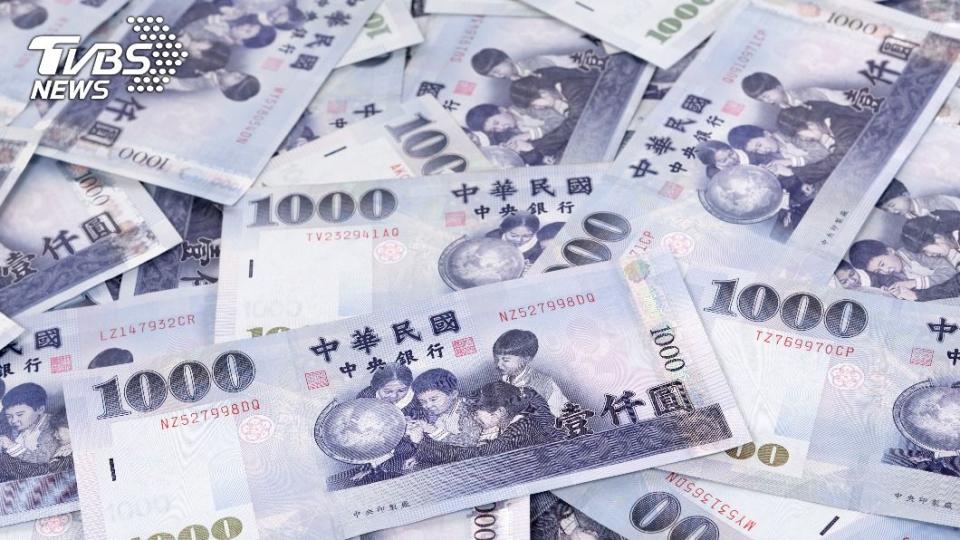 2019年所得收入創歷年新高，平均收入達66萬6600元。（示意圖／shutterstock 達志影像）