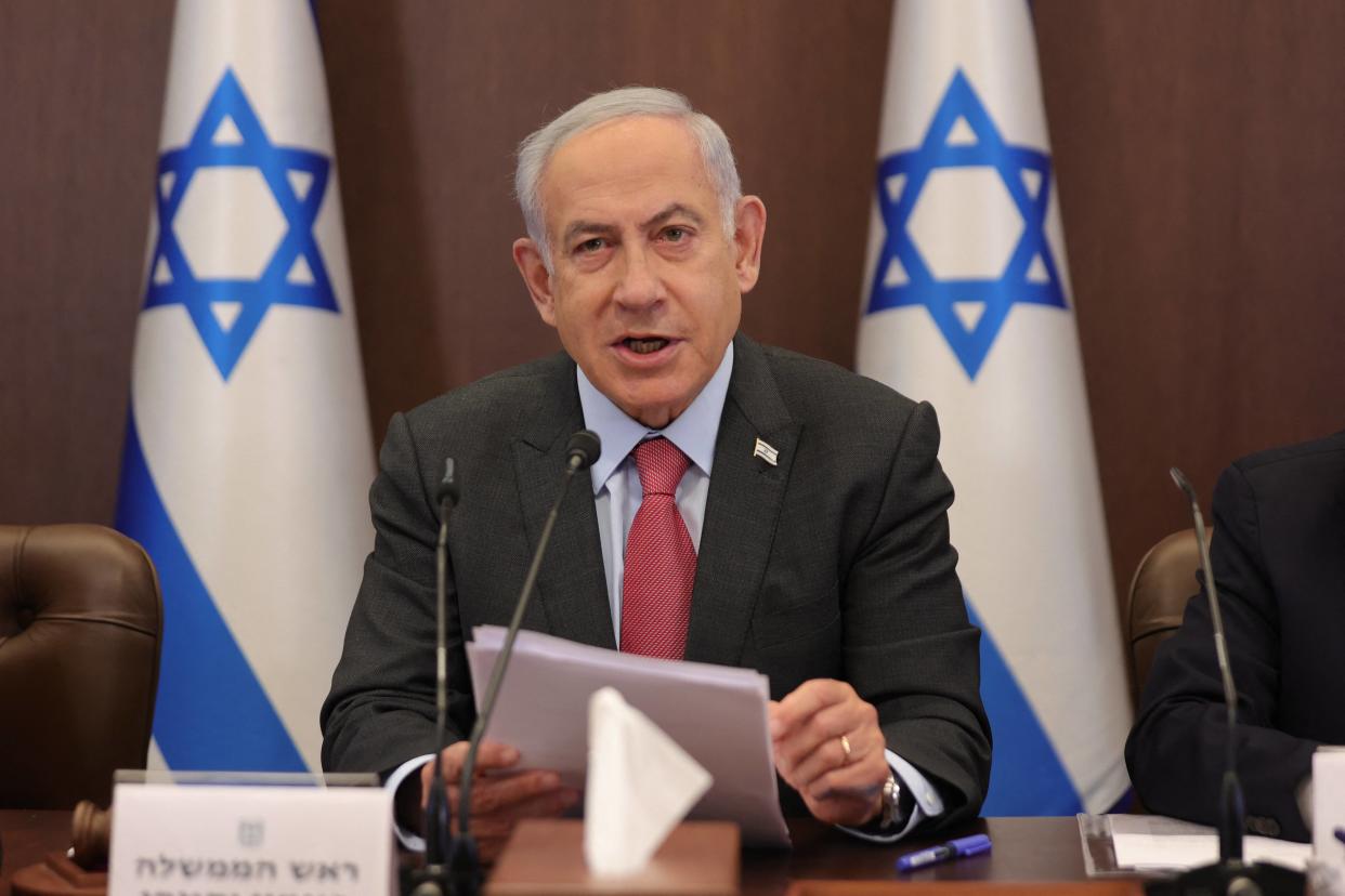 Le Premier ministre israélien Benjamin Netanyahu (ici à la mi-mars 2023) a annoncé ce lundi 27 mars  une « pause » dans le processus d’adoption de la réforme de la justice, en cours d’examen au Parlement et contestée dans la rue depuis près de trois mois.