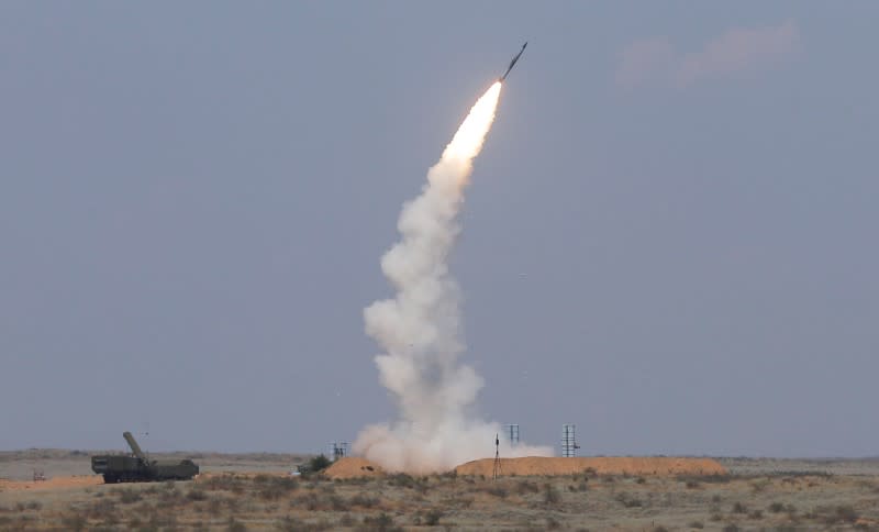 The S-300 air defence system launches a missile during the International Army Games 2016 at the Ashuluk military polygon outside Astrakhan, Russia, August 7, 2016. REUTERS/Maxim Shemetov