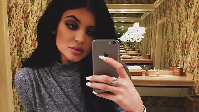 Did Kylie Jenner Get a New Tattoo? See the Ink!