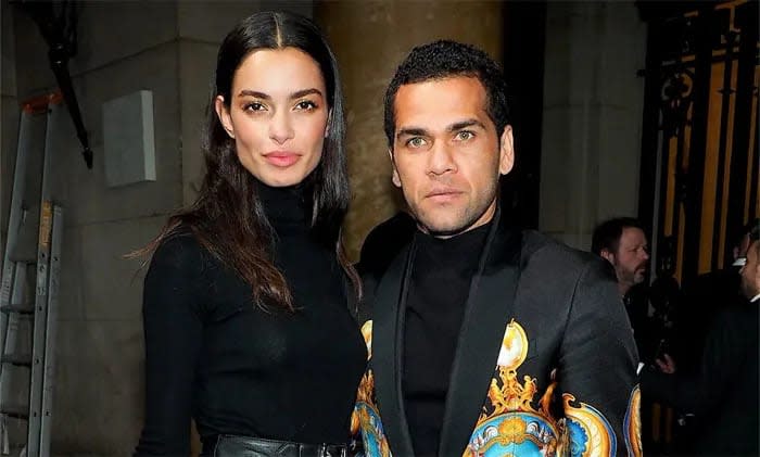 Dani Alves y Joana Sanz