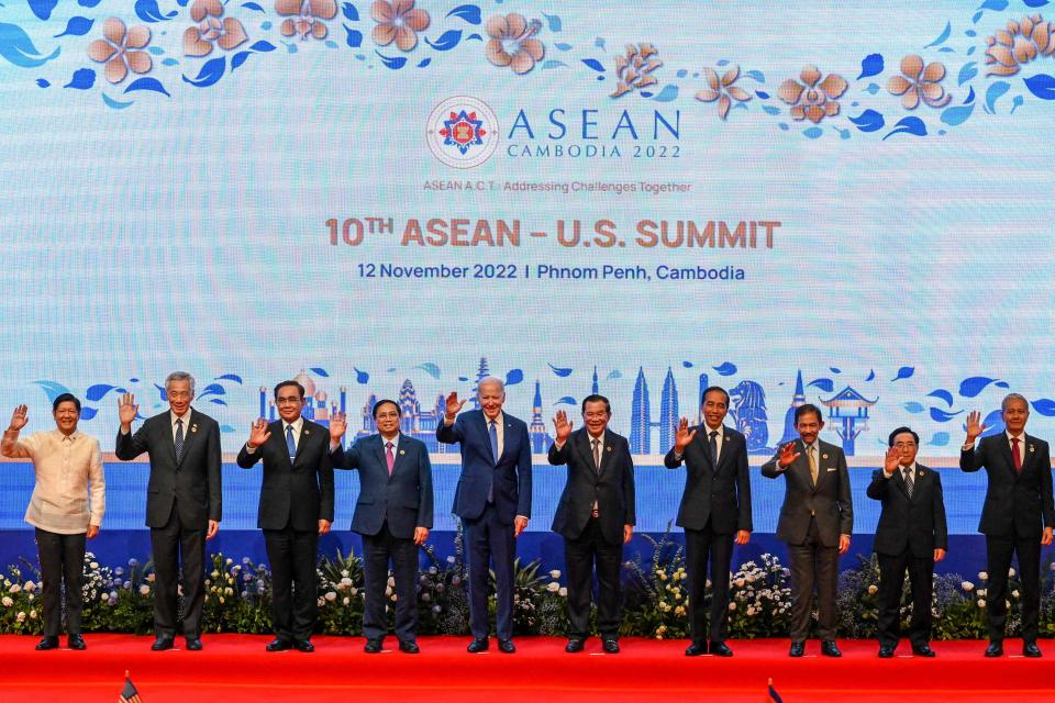 Philippines' President Ferdinand Marcos Jr, Singapore Prime Minister Lee Hsien Loong, Thailand's Prayut Chan-O-Cha, Vietnam Prime Minister Pham Minh Chinh, US President Joe Biden, Cambodia's Prime Minister Hun Sen, Indonesia's President Joko Widodo, Sultan of Brunei Hassanal Bolkiah, Laos' Prime Minister Phankham Viphavanh and Malaysia's lower house speaker Azhar Azizan Harun pose for pictures during the ASEAN summit in Phnom Penh on Nov. 12, 2022.