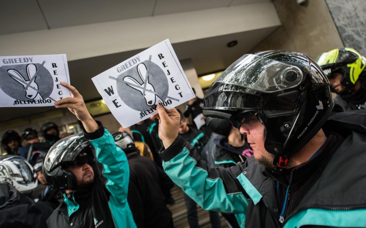 Deliveroo drivers protesting - Guy Smallman / eyevine