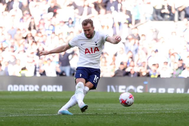 Tottenham 2-1 Fulham: Spurs rise to second place with Kane & Hojbjerg  scoring