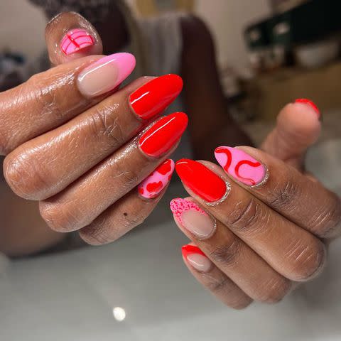 <p><a href="https://www.instagram.com/madnails/" data-component="link" data-source="inlineLink" data-type="externalLink" data-ordinal="1">madnails</a></p>