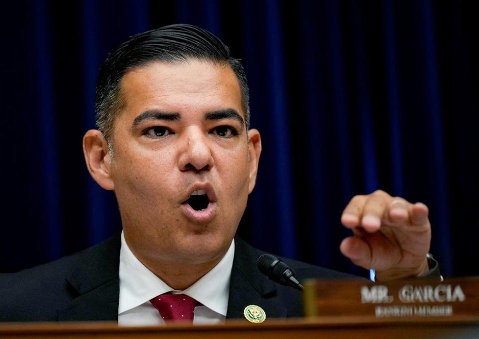 Robert Garcia California House Oversight Committee