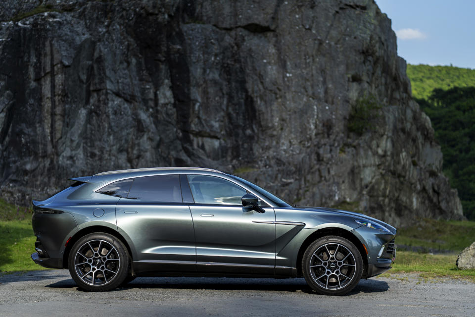 2021 Aston Martin DBX SUV