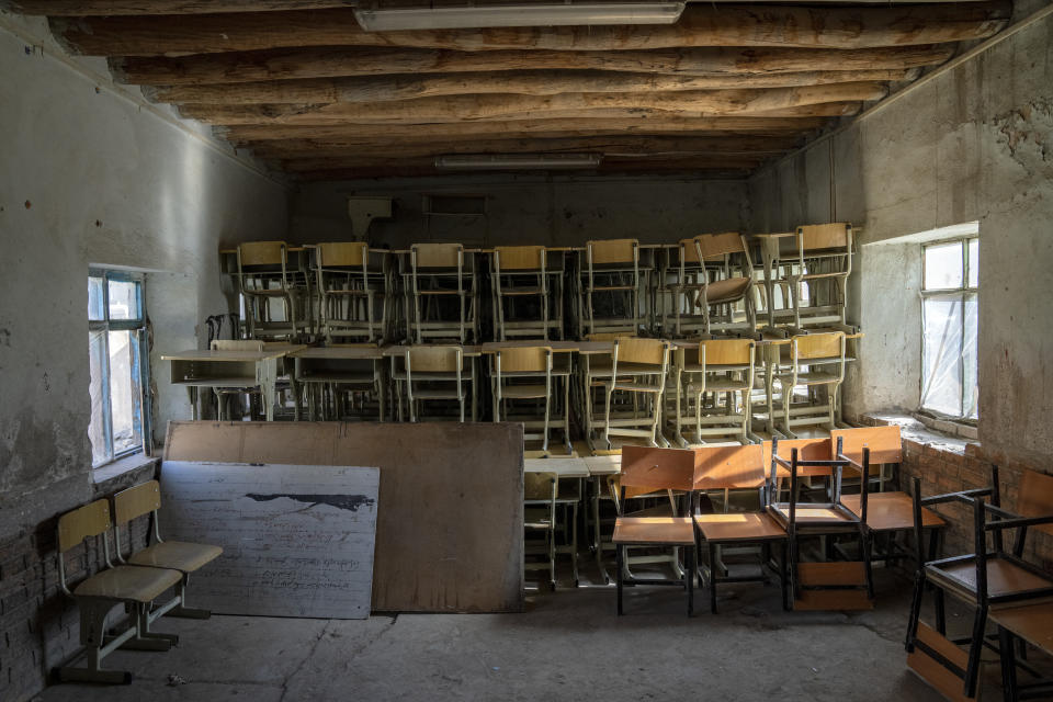 A classroom that previously was used for girls sits empty in Kabul, Afghanistan, Thursday, Dec. 22, 2022. The country's Taliban rulers earlier this week ordered women nationwide to stop attending private and public universities effective immediately and until further notice. They have banned girls from middle school and high school, barred women from most fields of employment and ordered them to wear head-to-toe clothing in public. Women are also banned from parks and gyms.(AP Photo/Ebrahim Noroozi)