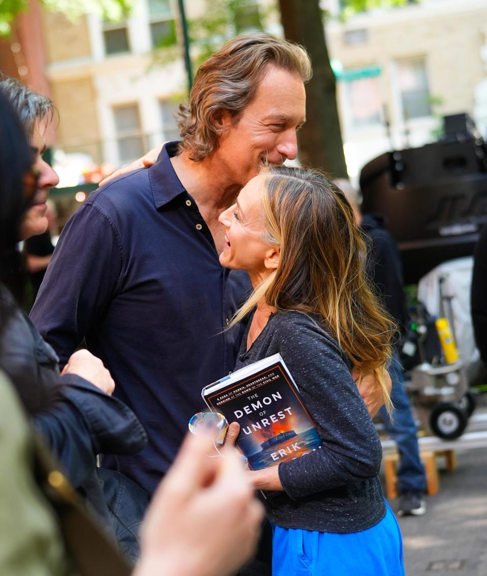 John Corbett Spotted Filming With Sarah Jessica Parker in New York City 404