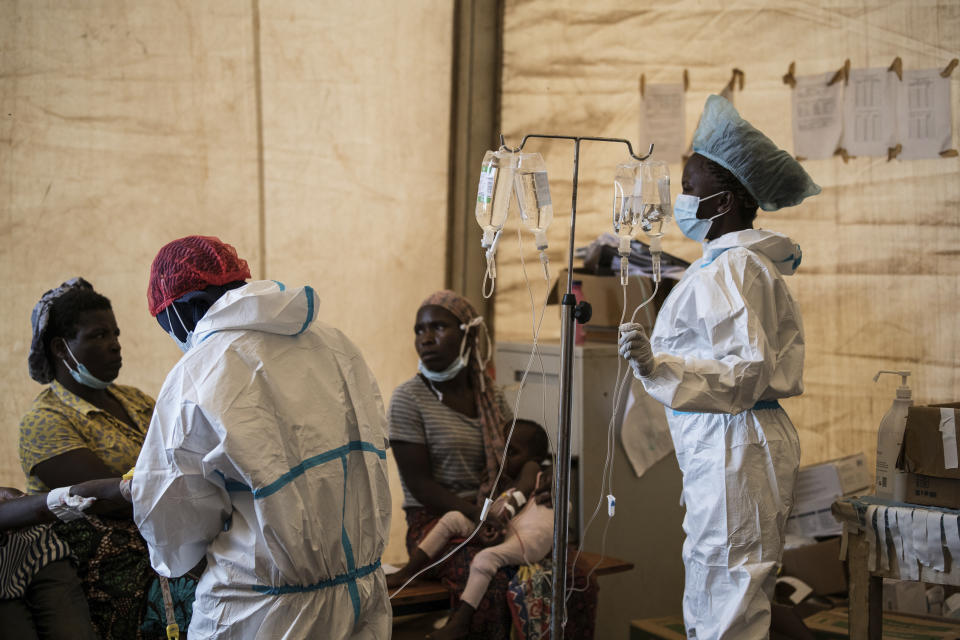 FILE - Health workers treat cholera patients at the Bwaila Hospital in Lilongwe central Malawi on Jan. 11, 2023. Malawi’s cholera outbreak has now claimed more than 1,000 lives by Tuesday, Jan. 25, 2023 according to the country’s health minister, who warned that some cultural beliefs and hostility towards health workers are slowing down response efforts. (AP Photo/Thoko Chikondi, File)