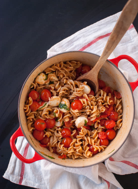 caprese-pasta-salad-recipe