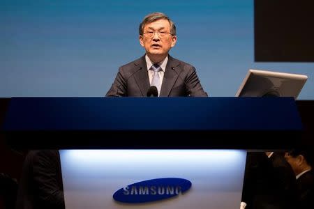 Kwon Oh-Hyun, co-chief executive officer of Samsung Electronics Co., speaks during the company's annual general meeting at the Seocho office building in Seoul, South Korea, March 24, 2017. REUTERS/SeongJoon Cho/Pool/Files