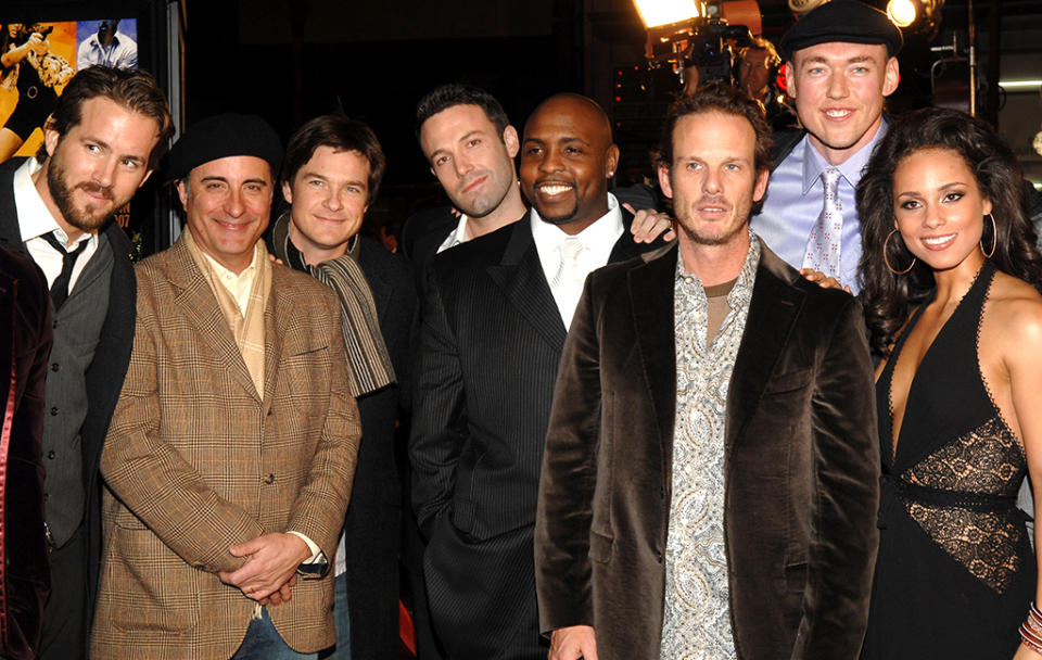 <p>Reynolds (far left) with the all-star cast of <em>Smokin’ Aces —</em> (left to right) Andy Garcia, Jason Bateman, Ben Affleck, Christopher Michael Holley, Peter Berg, Kevin Durand, and Alicia Keys — at the Los Angeles premiere on Jan. 18, 2007. (Photo: L. Cohen/WireImage) </p>