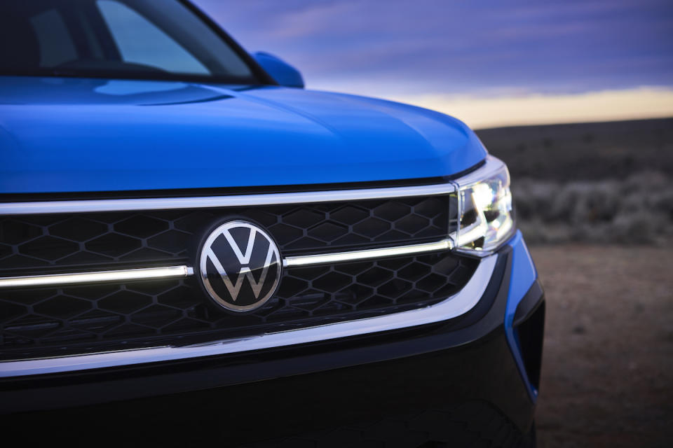 2022_Volkswagen_Taos--12316.jpg