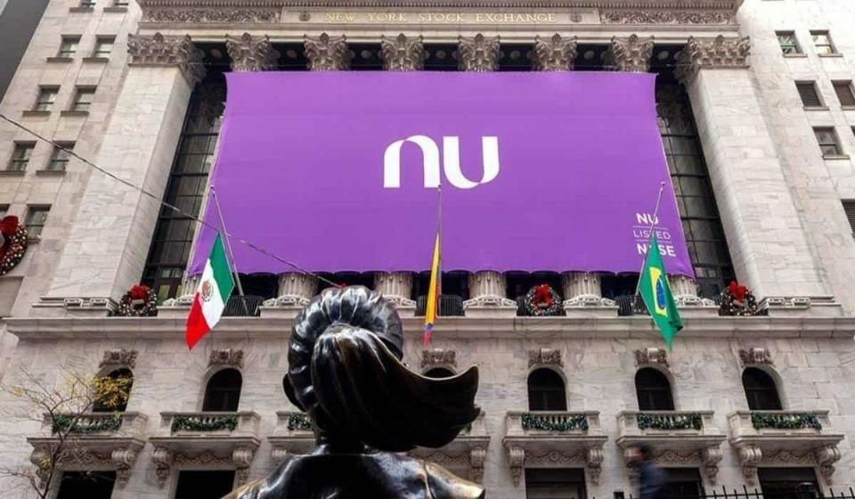 Foto: Logo de Nu en Wall Street/Nubank