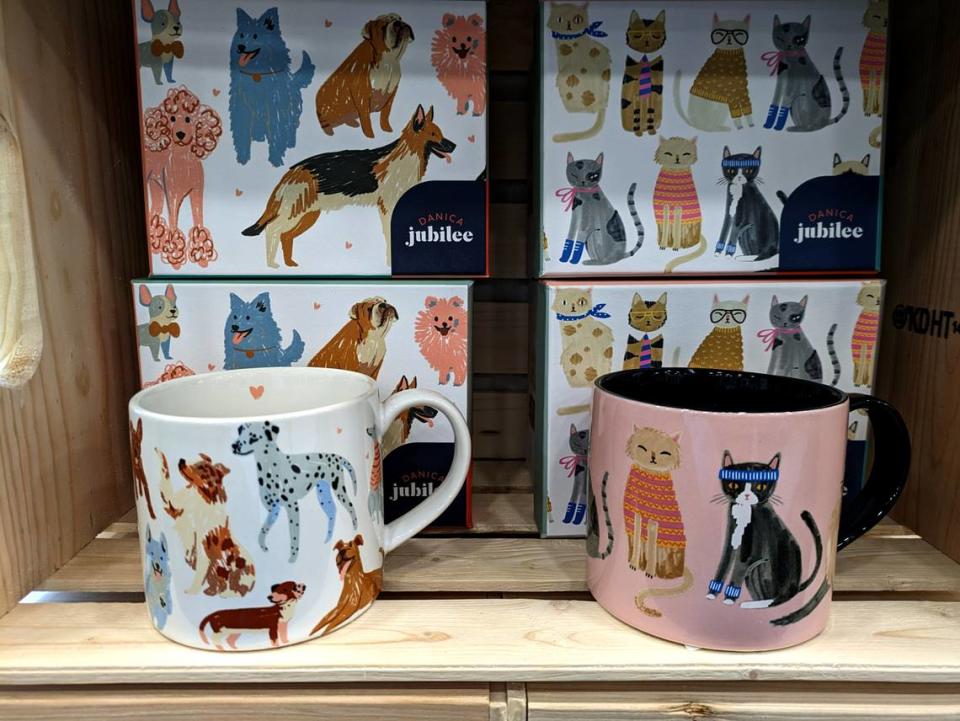 Must-have mugs for pet parents