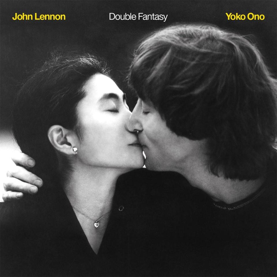 約翰藍儂 (John Lennon）與小野洋子(Yoko Ono）的專輯《Double Fantasy雙重幻想曲》。