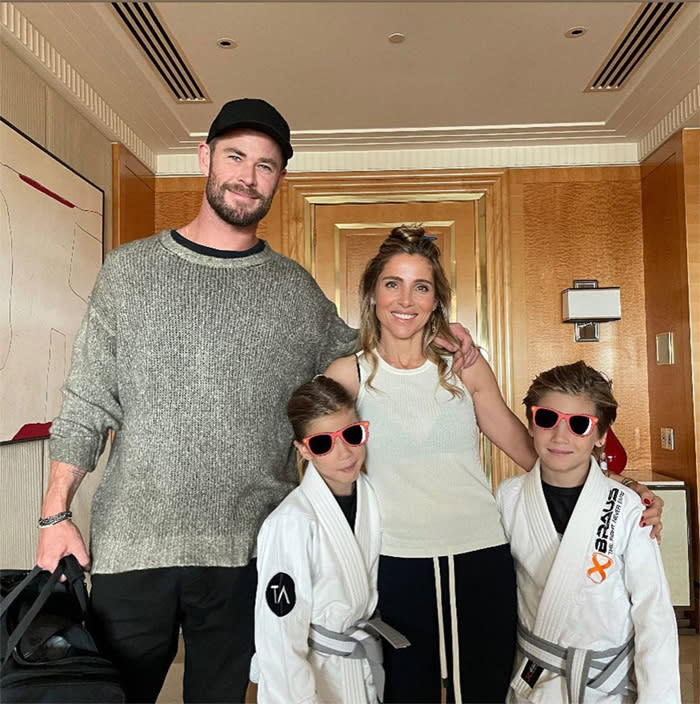 Elsa Pataky, con su marido y sus hijos