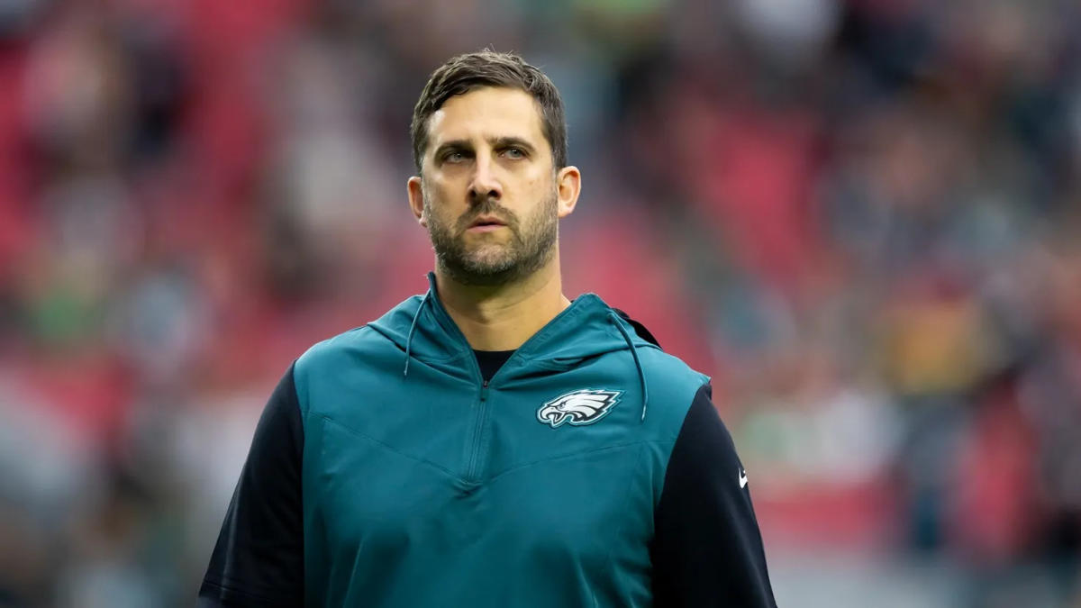 Mailbag: Better Eagles defense, 2022 or 2023?